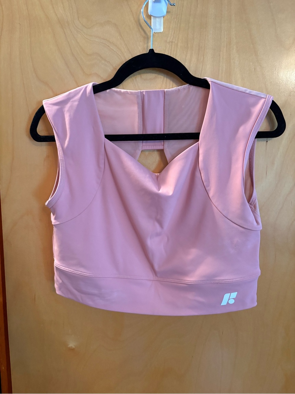 Women's Pink Supportive Cropped Sports Bra with Keyhole Back